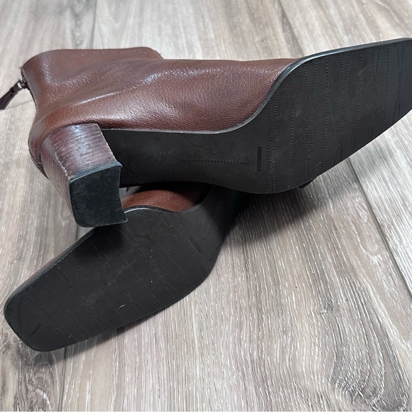 STUART WEITZMAN BROWN LEATHER SQUARE TOE HIGH HEEL ANKLE BOOTS - Picture 3 of 5